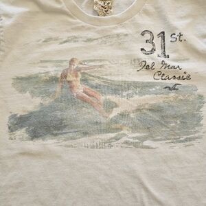 Hollister Mens Tshirt XL Surfing Style